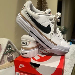 Nike Court Legacy Platform Sneakers- nearly NEW